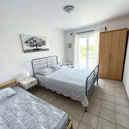 Central Studio & Dormitory Διαμέρισμα *