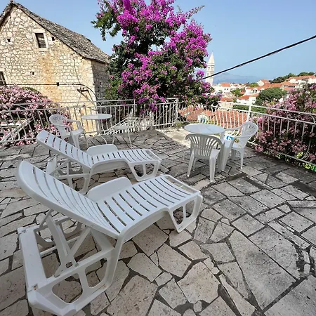 Central Studio & Dormitory * Supetar