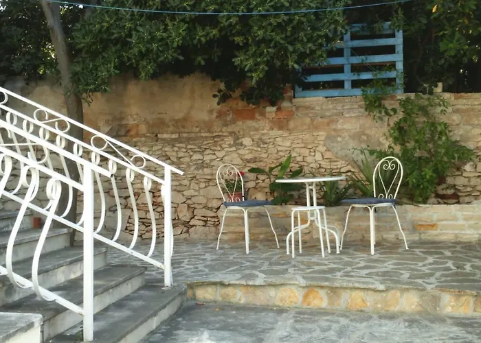 Apartment Central Studio & Dormitory Supetar